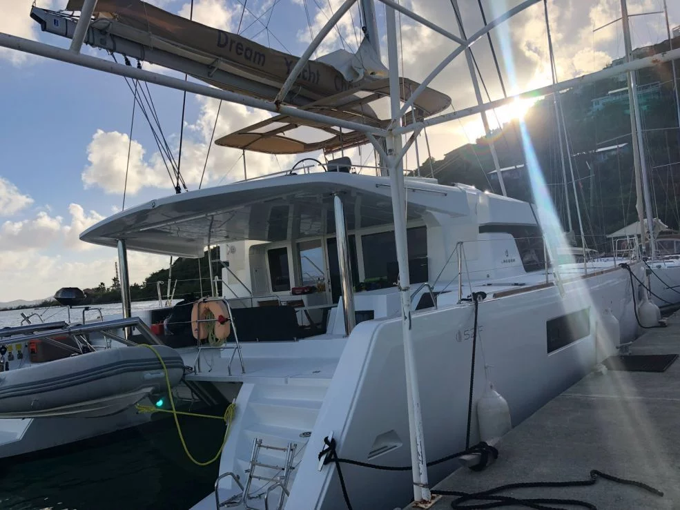 Lagoon 52 F - 6 + 2 cab. (Amanda_DB)  - 2