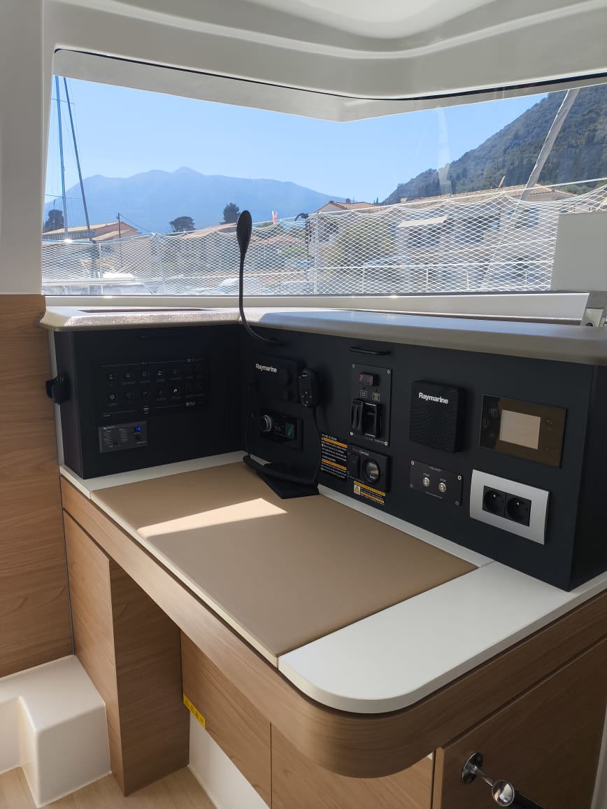 Photo #12 - Bali 4.2 - 4 + 2 cab. (My Santa Irini) in Lefkada - 43552