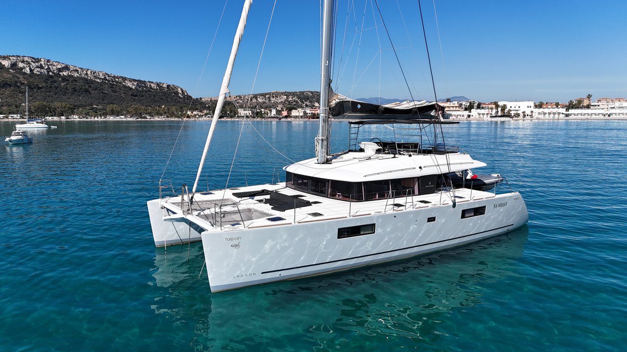 Photo #3 - Lagoon 560 - 5 + 2 cab. (Taipan) en Portisco - 43557