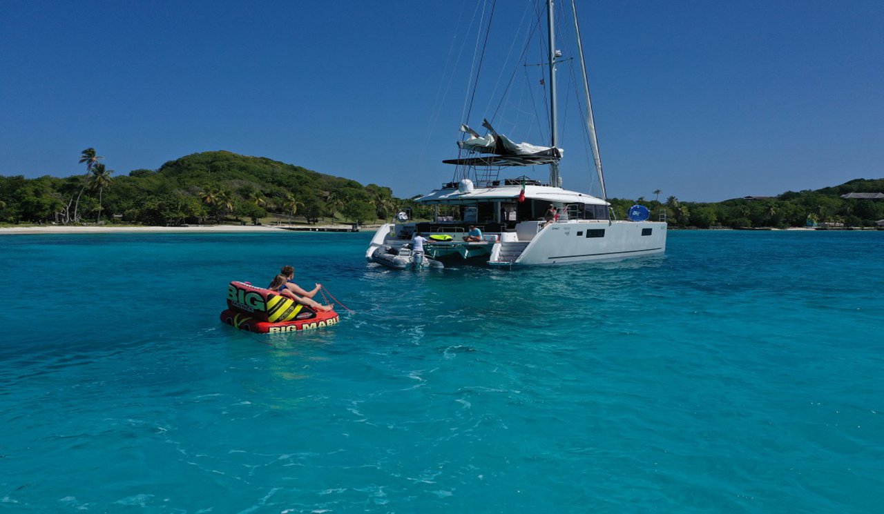 Photo #6 - Lagoon 560 - 5 + 2 cab. (Taipan) en Portisco - 43557