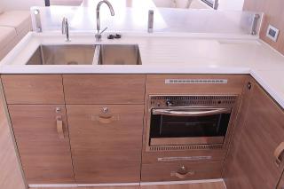 Photo #11 - Bali 4.6 - 5 + 1 cab. (Still Wandering) in Nanny Cay - 43566