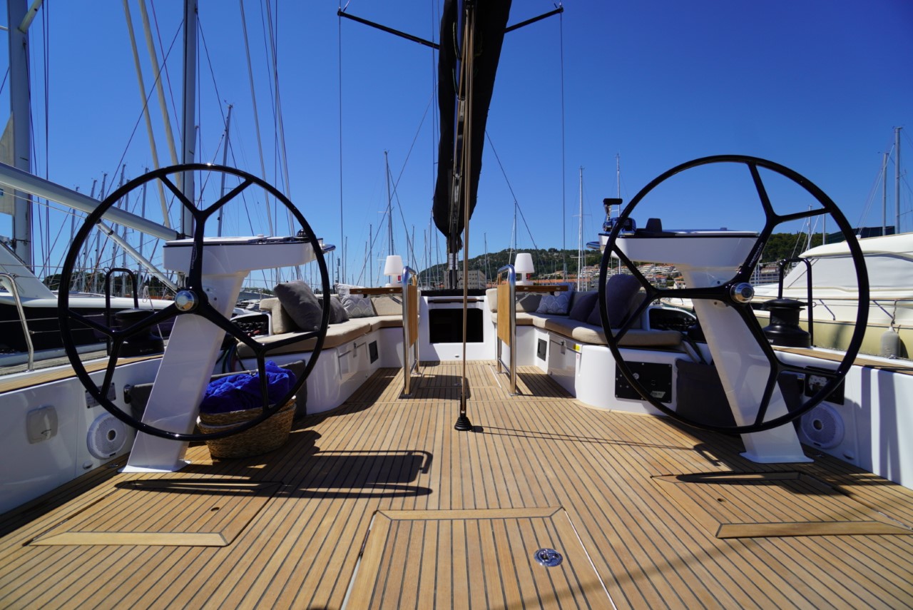 Photo #10 - First 53 - 3 + 1 cab. (Zenith) in Split - 43570