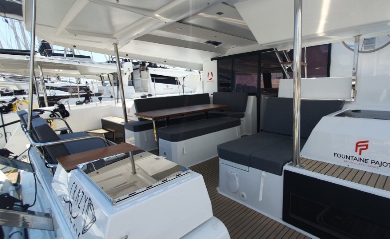 Photo #4 - Fountaine Pajot Astrea 42 - 4 + 1 cab. (Crazy Diamond) en Trogir - 43571
