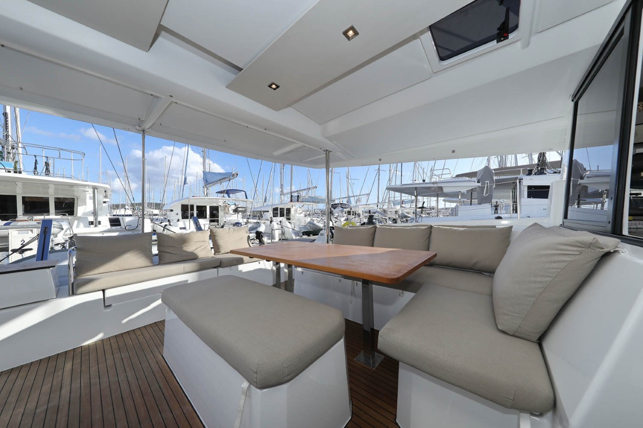 Photo #7 - Fountaine Pajot Astrea 42 - 4 + 2 cab. (Ocean Runner) in Trogir - 43573