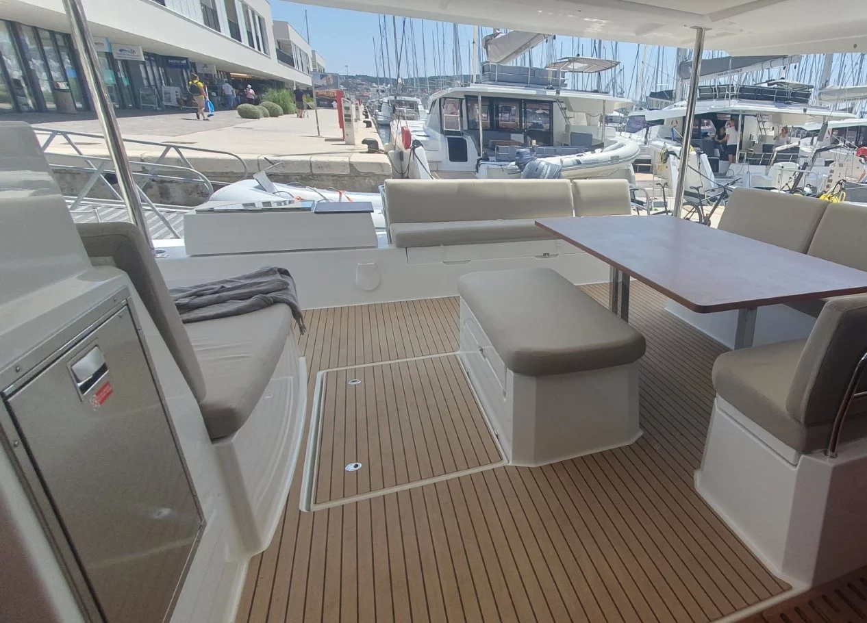 Fountaine Pajot Aura 51 - 5 + 1 cab. (Sunrise)  - 15