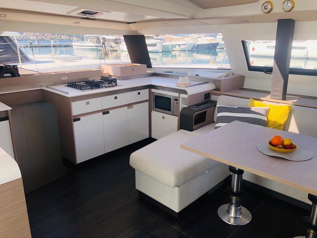 Photo #9 - Fountaine Pajot Elba 45 - 5 cab. (Princess Valeria) in Trogir - 43580