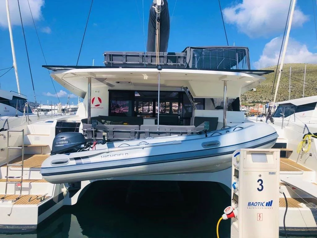 Fountaine Pajot Saona 47 Quintet - 5 + 1 cab. (Desafinado)  - 2