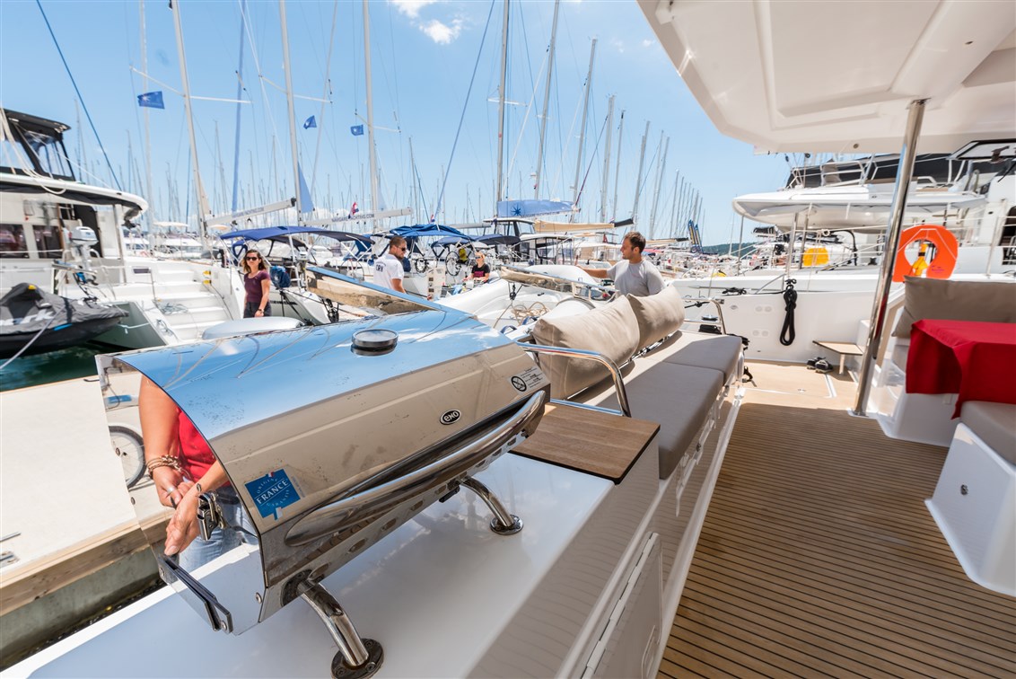Photo #26 - Fountaine Pajot Saona 47 Quintet - 5 + 1 cab. (Sunny Wave) in Trogir - 43584