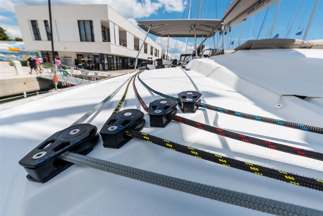 Fountaine Pajot Saona 47 Quintet - 5 + 1 cab. (Sunny Wave)  - 38