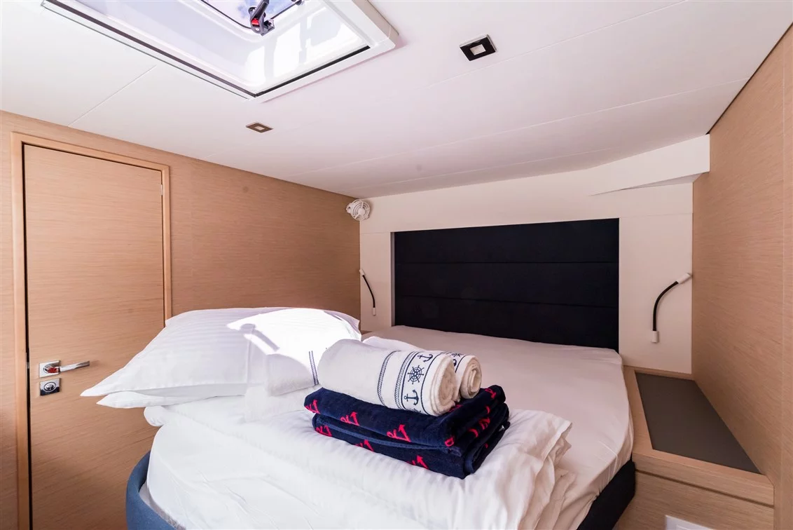 Fountaine Pajot Saona 47 Quintet - 5 + 1 cab. (Sunny Wave)  - 5
