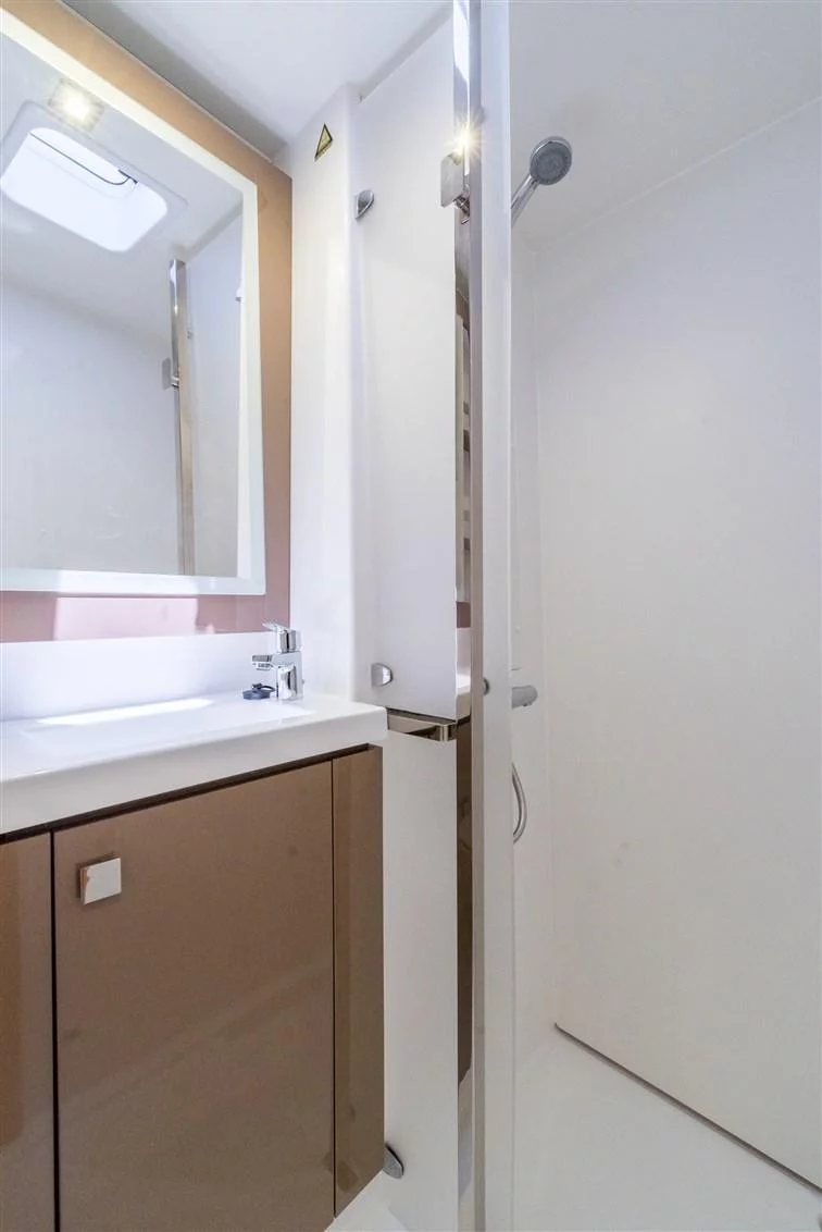 Fountaine Pajot Saona 47 Quintet - 5 + 1 cab. (Sunny Wave)  - 17