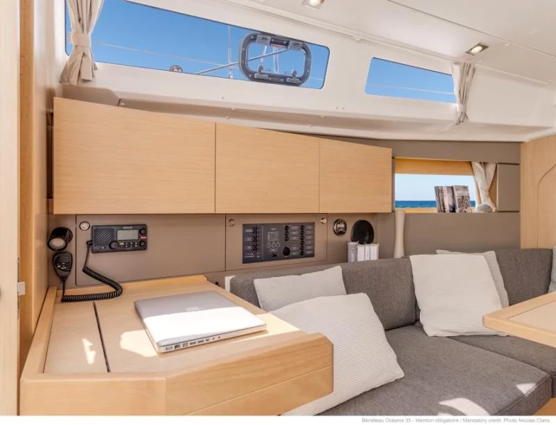 Oceanis 35 (Gaston)  - 7