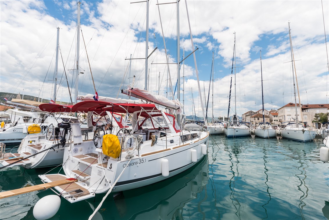 Photo #3 - Oceanis 35.1 (Bela) in Split - 43592