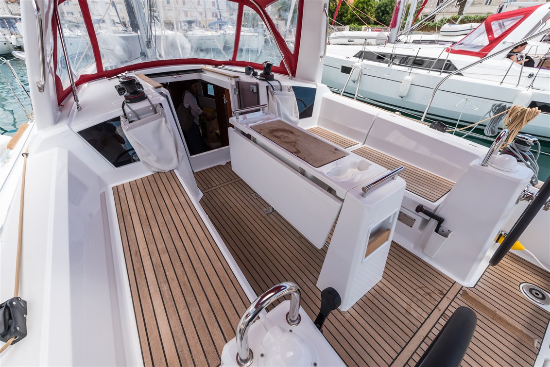Photo #5 - Oceanis 35.1 (Bela) in Split - 43592