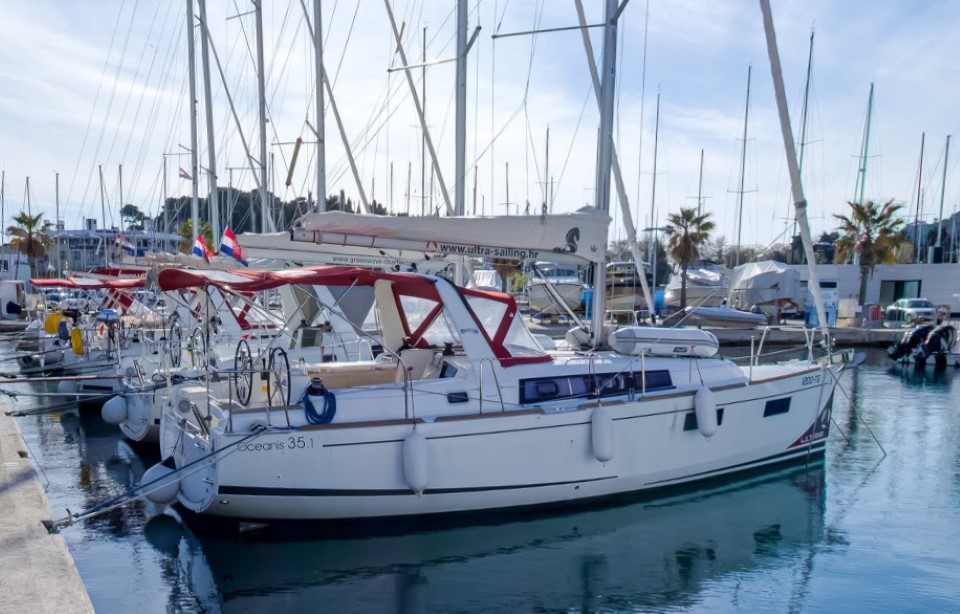 Photo #4 - Oceanis 35.1 (Lampuga) in Split - 43593