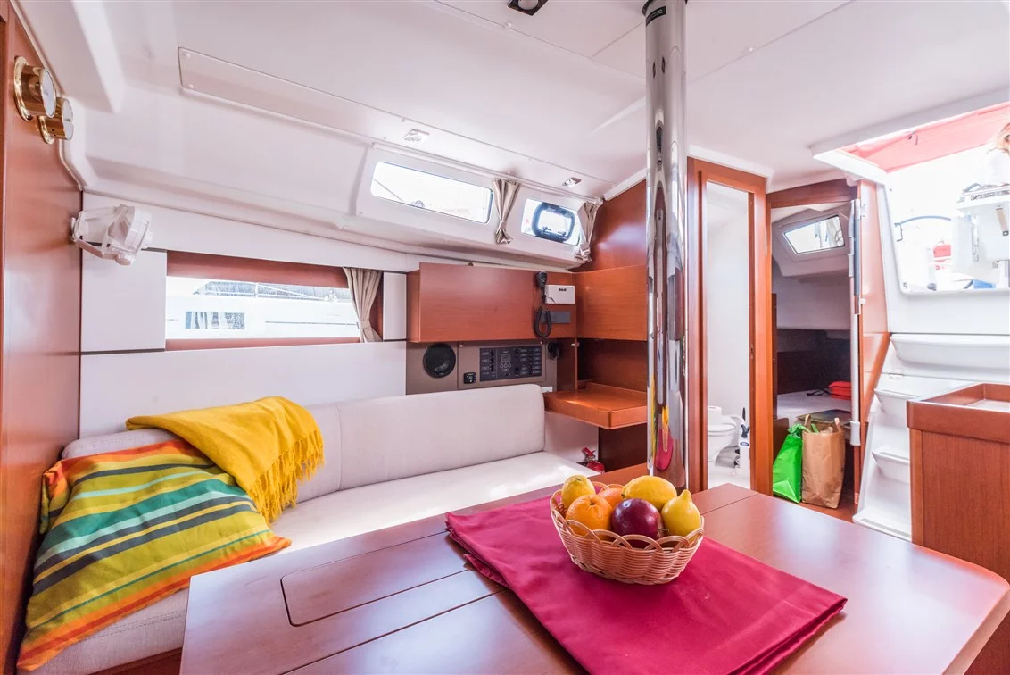 Oceanis 35.1 (Lampuga)  - 8