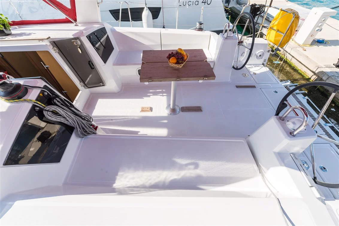 Oceanis 38 - 3 cab. (Rusalka)  - 11