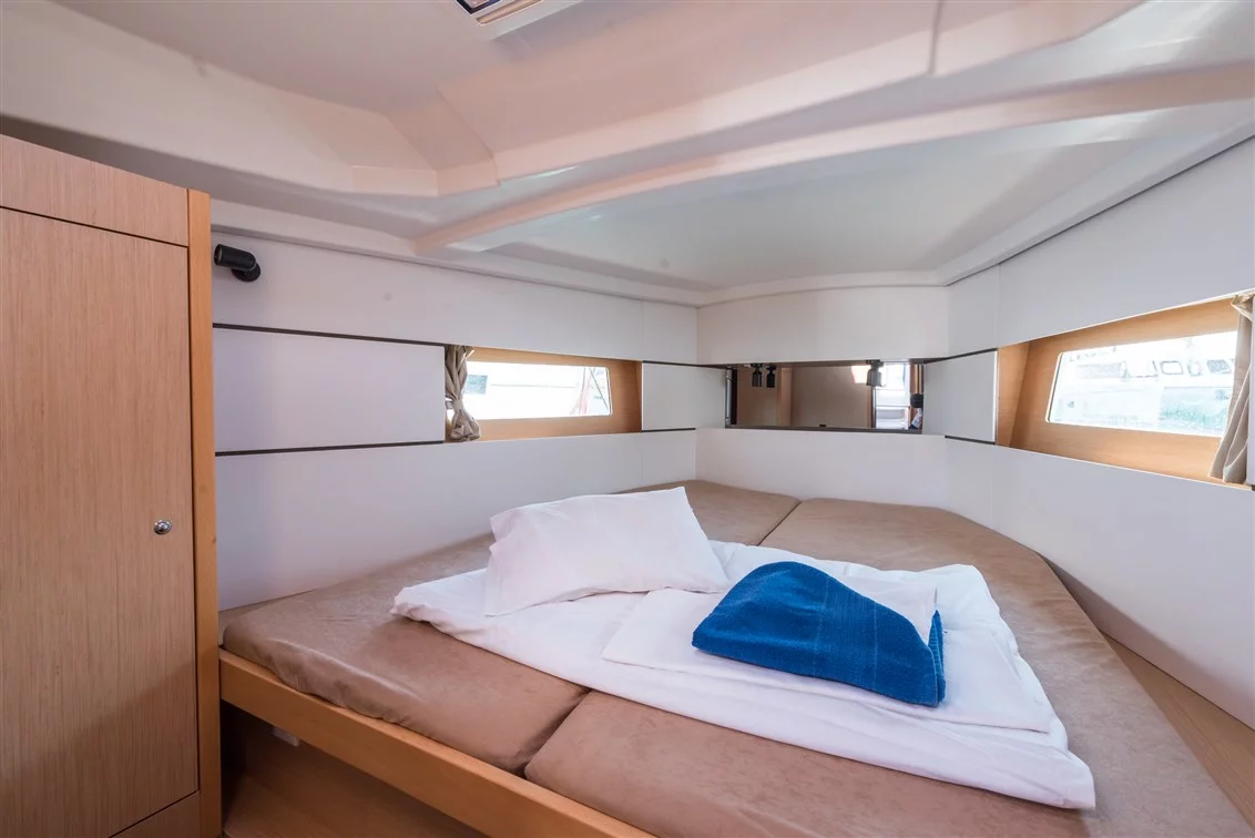 Oceanis 38 - 3 cab. (Rusalka)  - 17