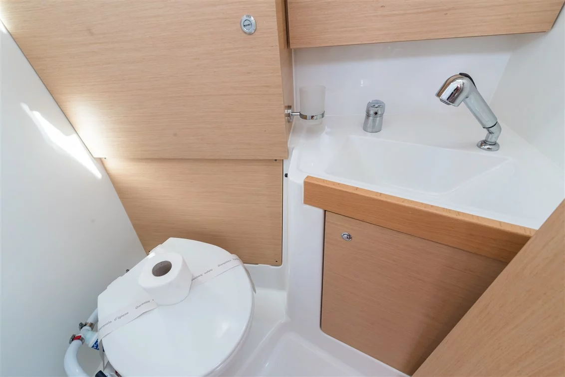Oceanis 38 - 3 cab. (Rusalka)  - 25