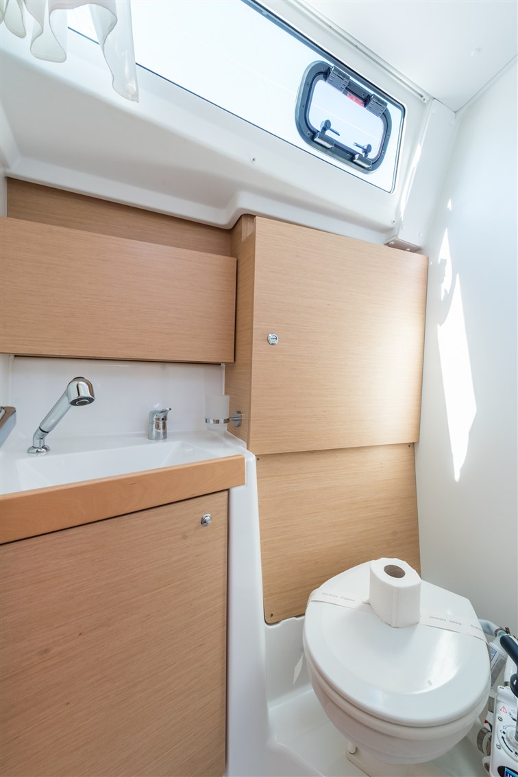 Photo #27 - Oceanis 38 - 3 cab. (Rusalka) in Pomer - 43595