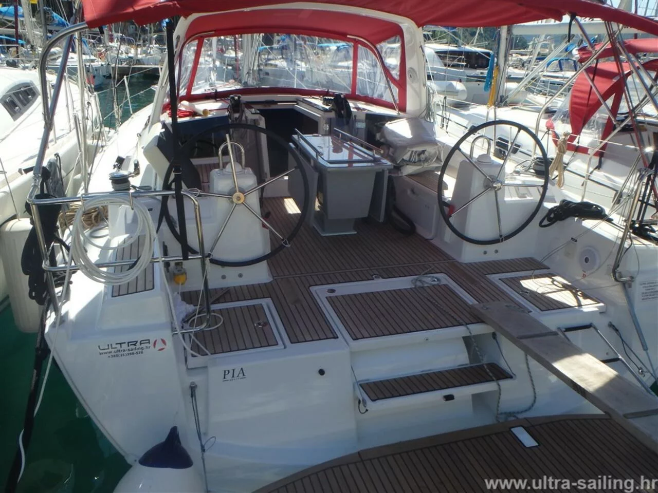 Oceanis 38.1 (Luce)  - 2