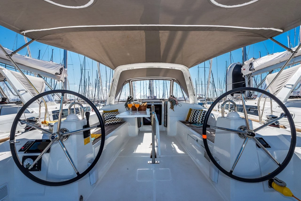 Oceanis 38.1 (Sailor Jupiter)  - 2