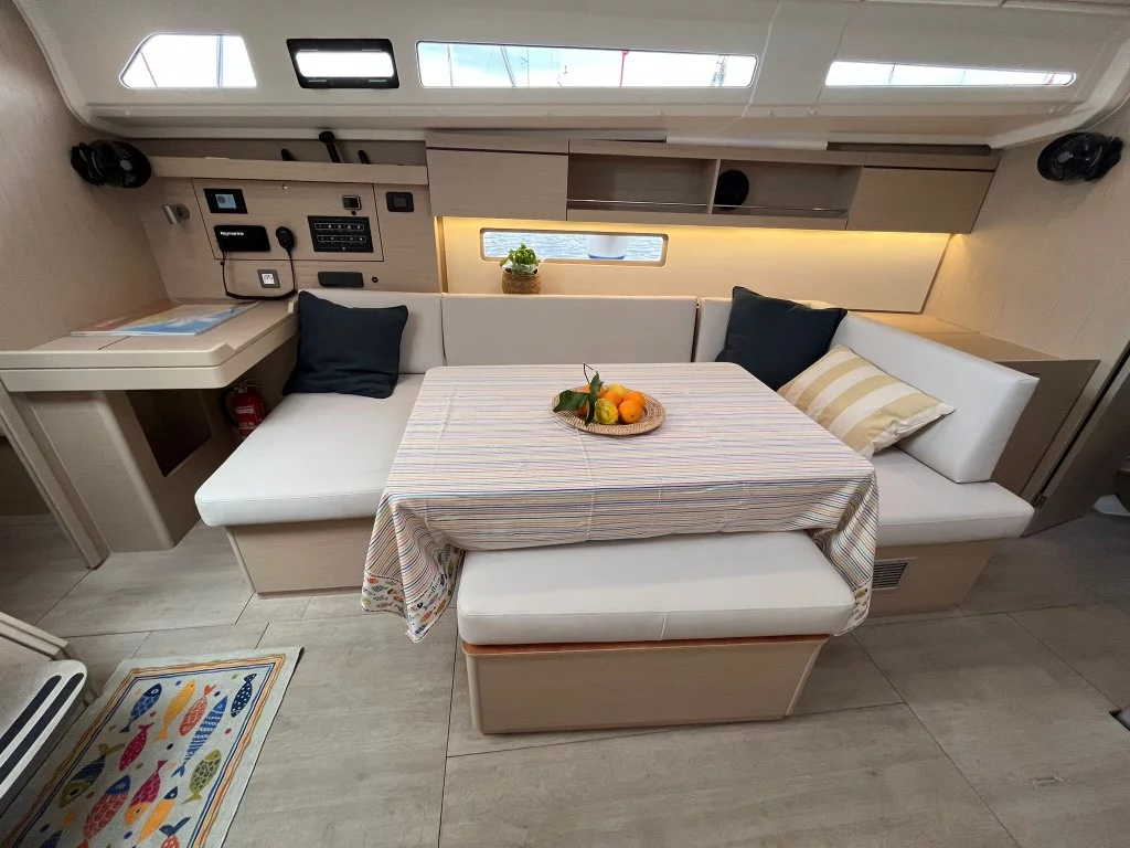Oceanis 40.1 - 3 cab. (Cosmic Dancer)  - 13
