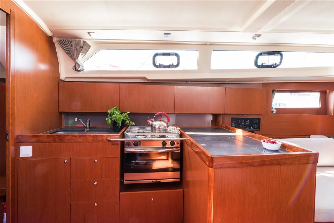 Oceanis 41.1 (Sparkling)  - 17