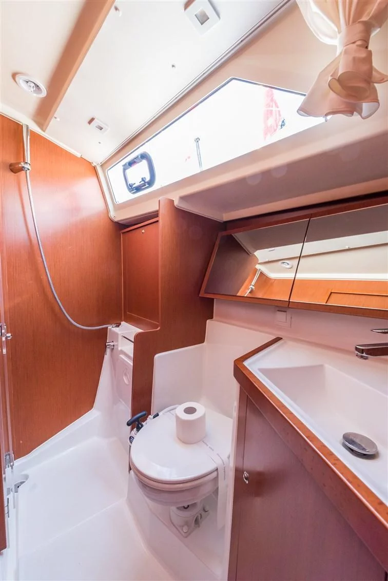 Oceanis 41.1 (Sparkling)  - 29