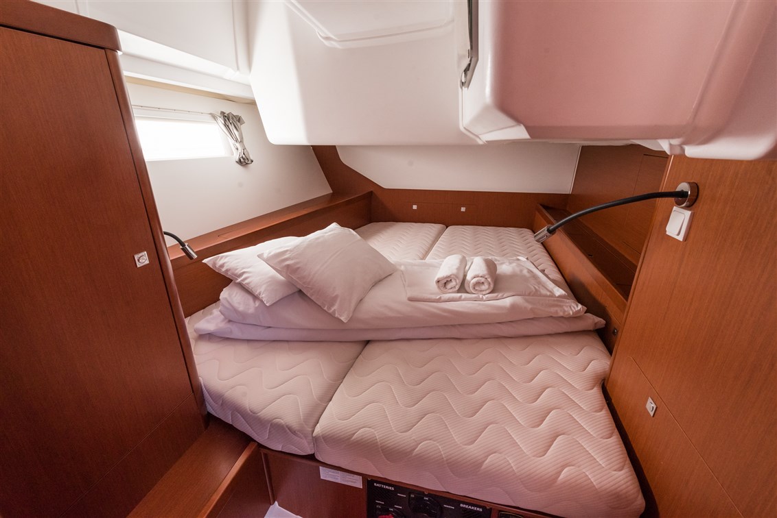 Photo #27 - Oceanis 45 - 4 cab. (Mobula One) en Split - 43616