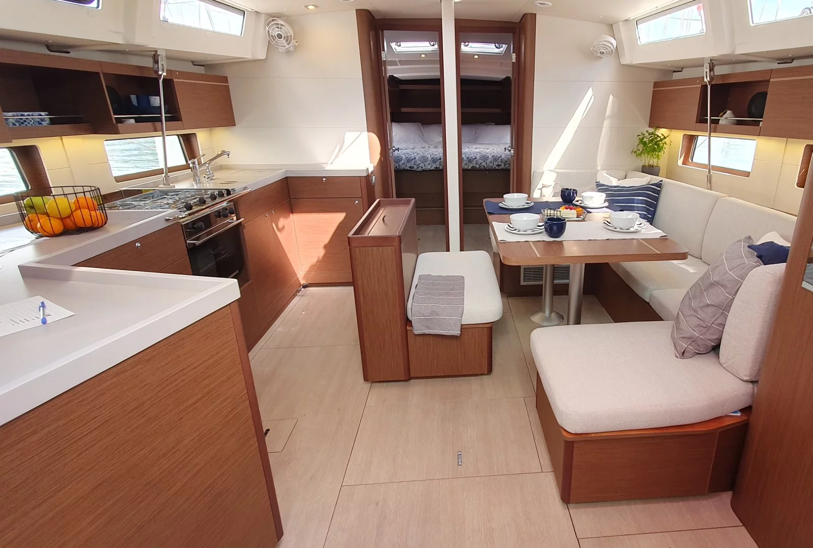 Oceanis 46.1 (Ivy)  - 9