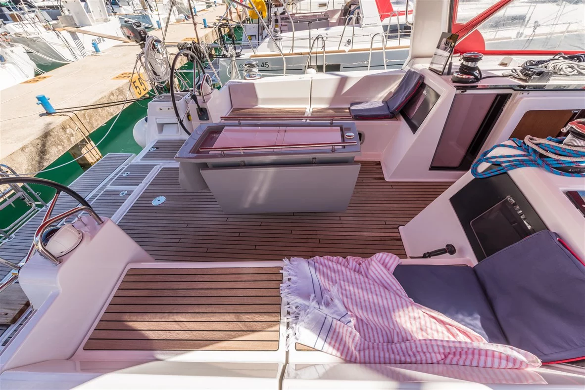 Oceanis 48 - 5 cab. (Ultra Dubrovnik)  - 5