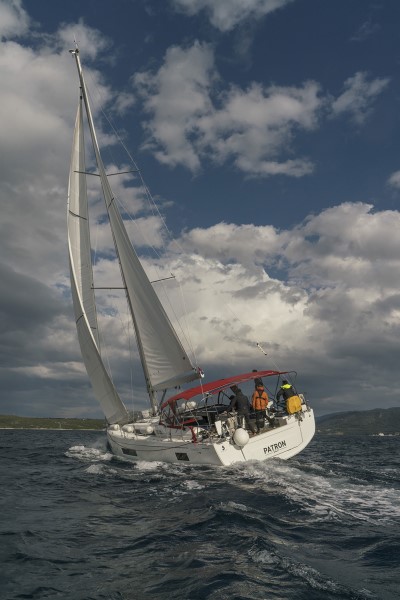 Photo #3 - Oceanis 51.1 - 5 + 1 cab. (Patron) in Split - 43634