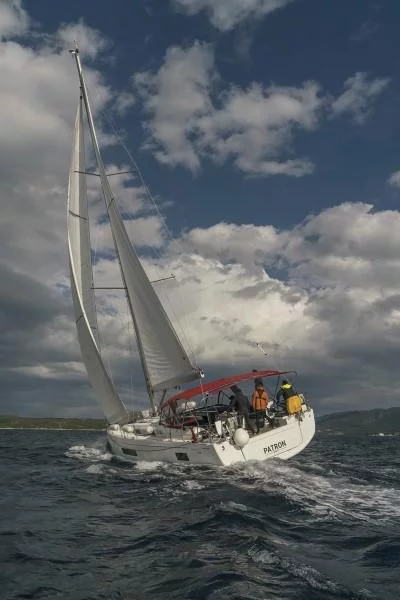 Oceanis 51.1 - 5 + 1 cab. (Patron)  - 2