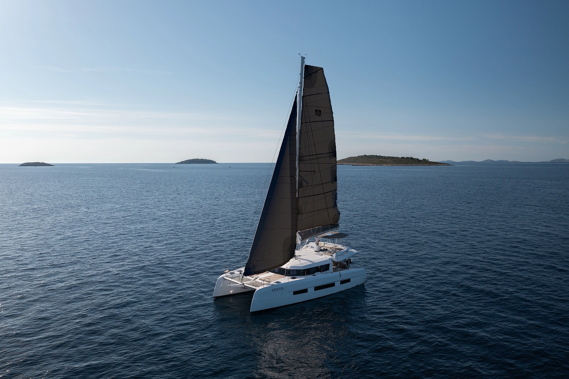 Photo #1 - Dufour 48 Catamaran - 5 + 1 cab. (Freya) en Pirovac - 43637