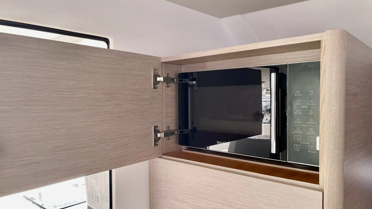 Dufour 48 Catamaran - 5 + 1 cab. (Freya)  - 18
