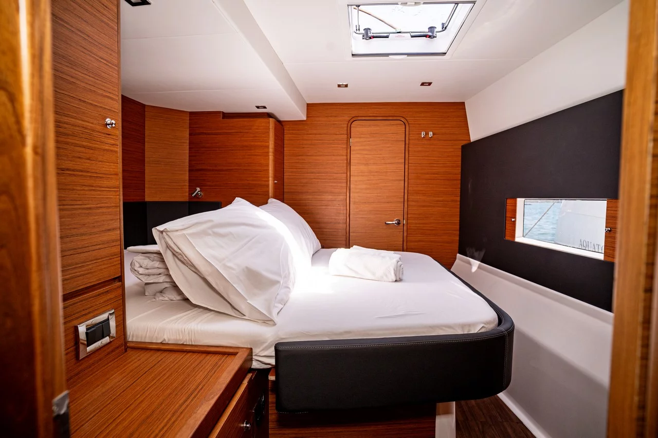 Dufour 48 Catamaran - 5 + 1 cab. (Freya)  - 25