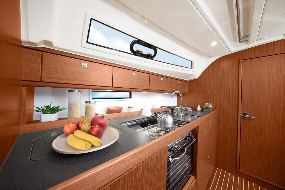 Bavaria Cruiser 41 - 3 cab. (Whatever)  - 11