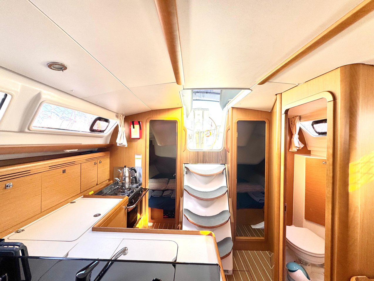 Photo #7 - Sun Odyssey 36i (Che) en Fethiye - 43655