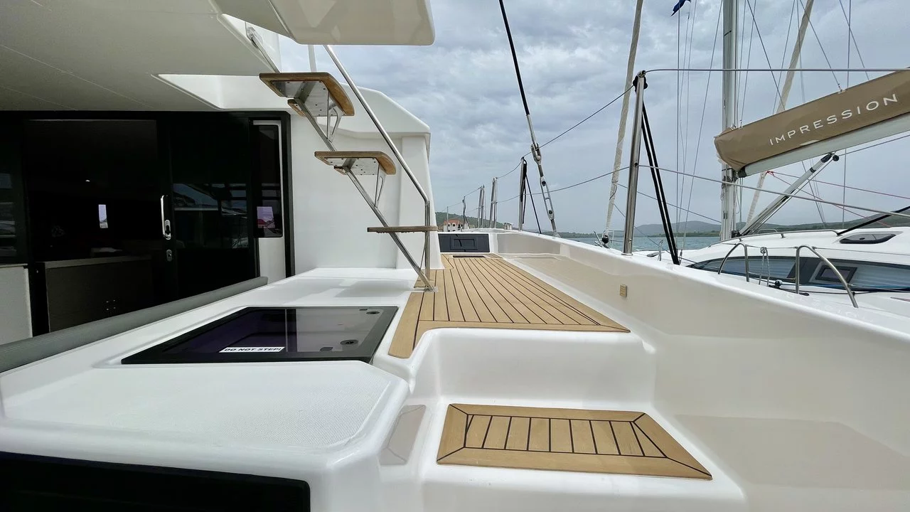 Dufour 48 Catamaran - 5 + 1 cab. (LoveMarine)  - 14