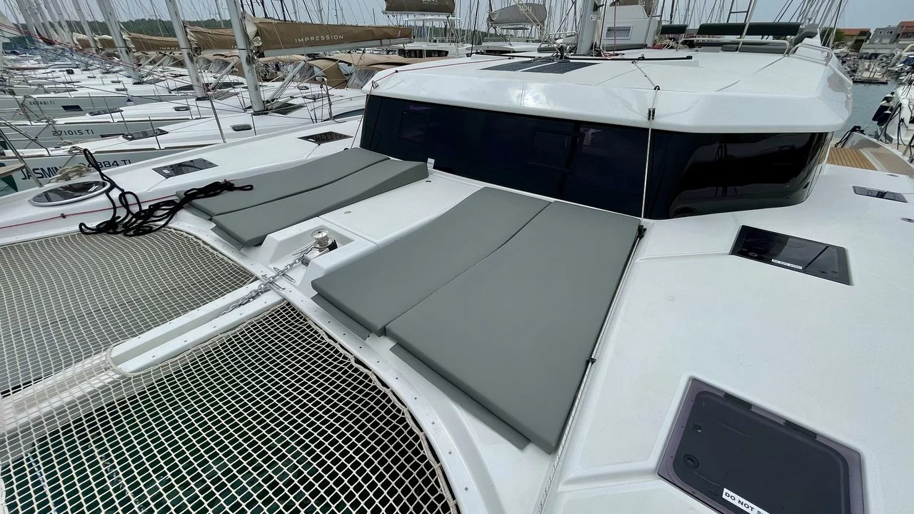 Dufour 48 Catamaran - 5 + 1 cab. (LoveMarine)  - 16