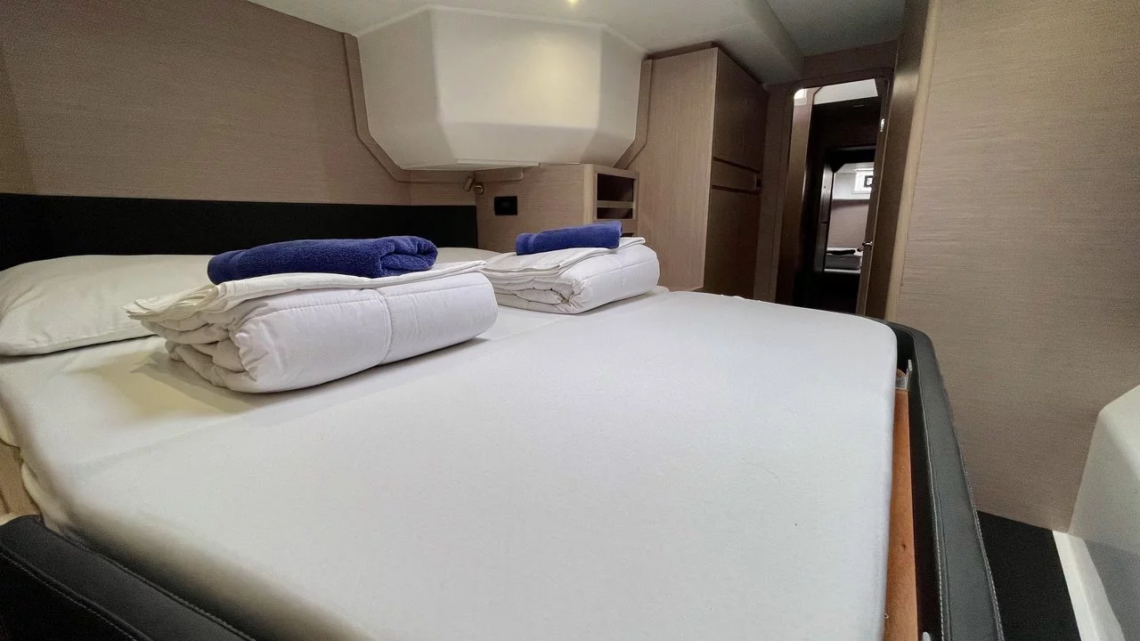 Dufour 48 Catamaran - 5 + 1 cab. (LoveMarine)  - 36