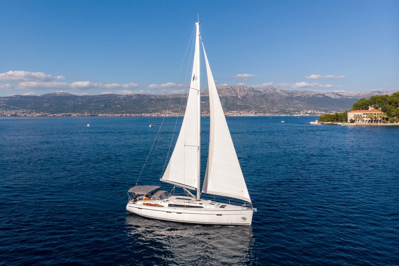 Photo #4 - Bavaria Cruiser 51 (Lui) in Split - 43672