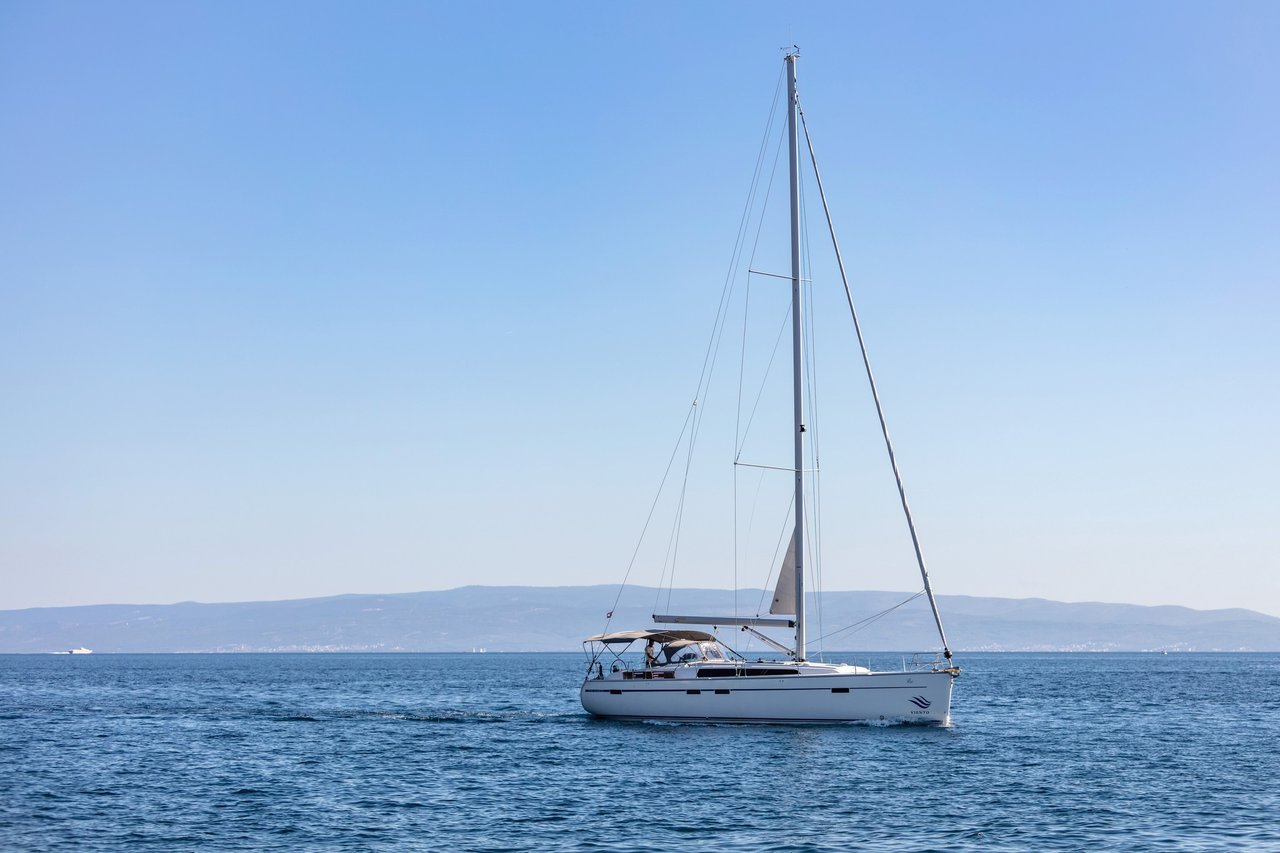 Photo #7 - Bavaria Cruiser 51 (Lui) in Split - 43672