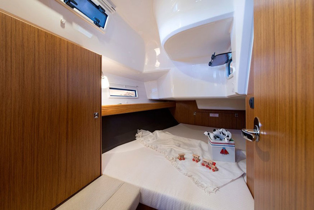 Photo #9 - Bavaria Cruiser 37 - 3 cab. (Alena) in El Arenal - 43674
