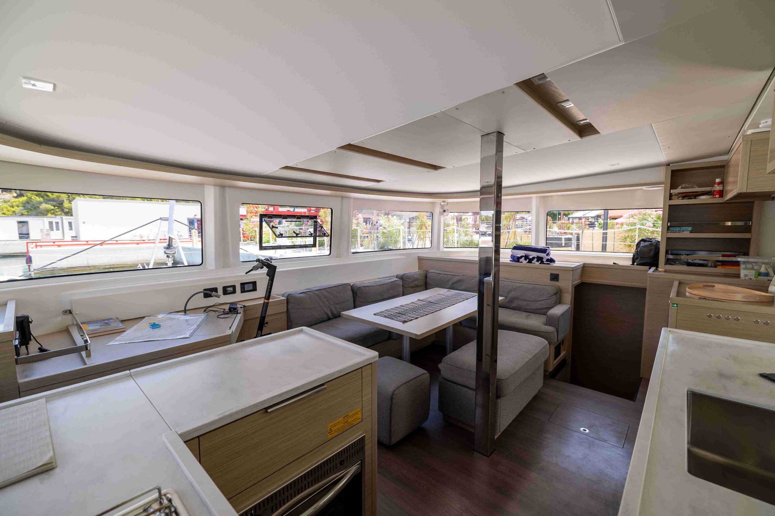 Photo #8 - Lagoon 46 - 4 + 2 cab. (No Limit II) in Drage - 43681