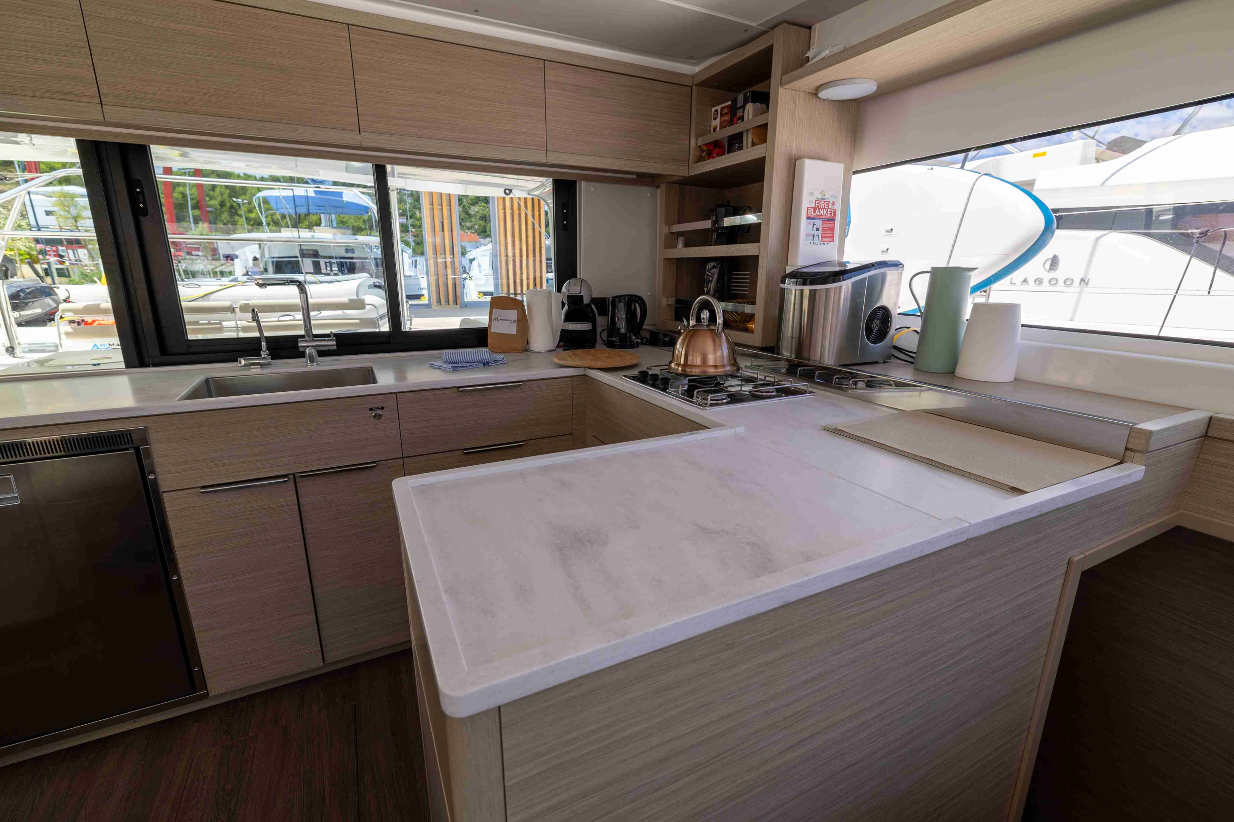Photo #13 - Lagoon 46 - 4 + 2 cab. (No Limit II) in Drage - 43681