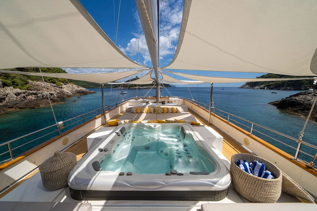M/S Dalmatino (Dalmatino)  - 9