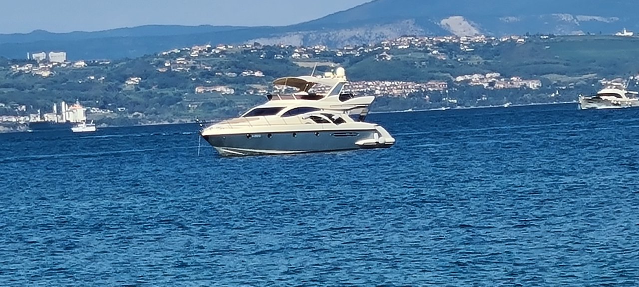 Photo #4 - Azimut 50 Flybridge (Lena) in Lignano - 43691