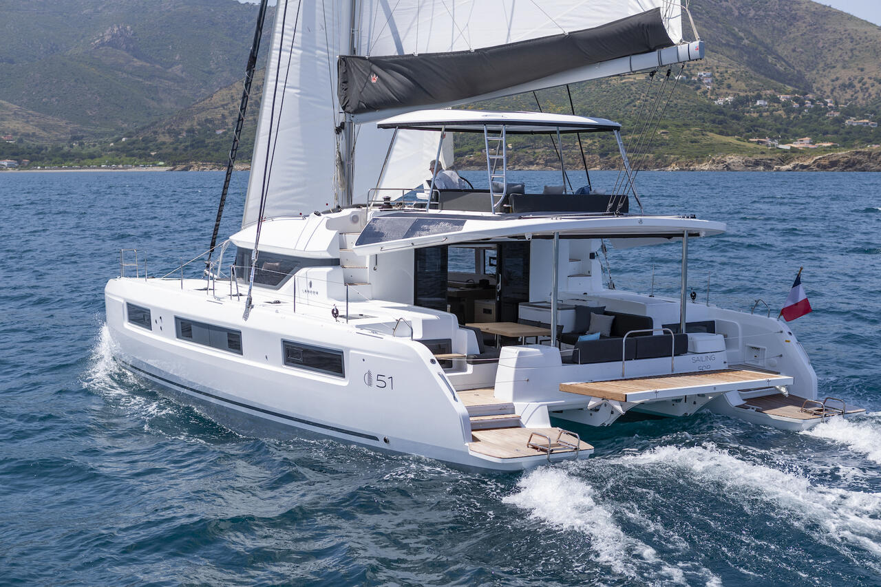 Photo #1 - Lagoon 51 - 6 cab. (Athena Blu) en Athènes - 43702